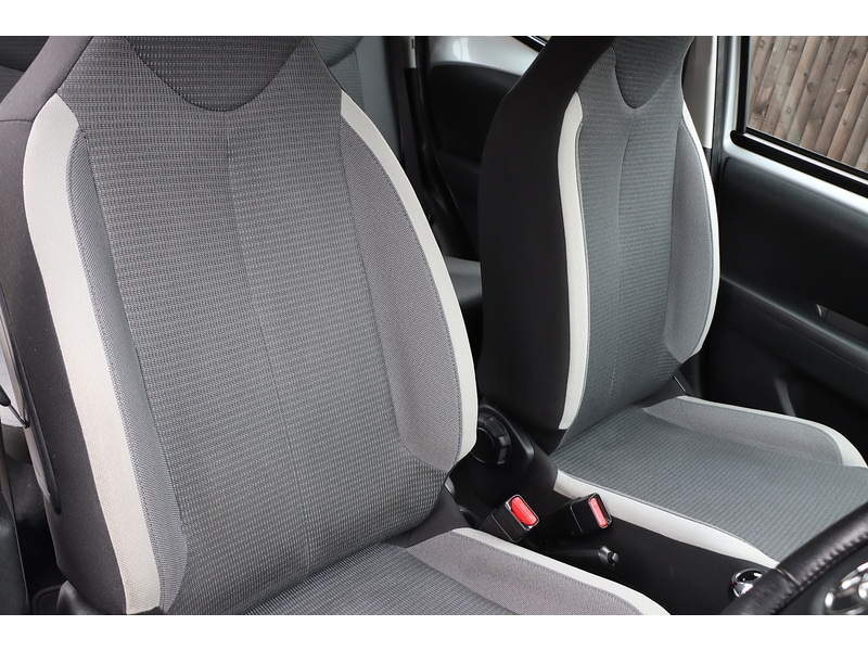 Used Toyota AYGO 2020 for sale - 77159058: Photo 21