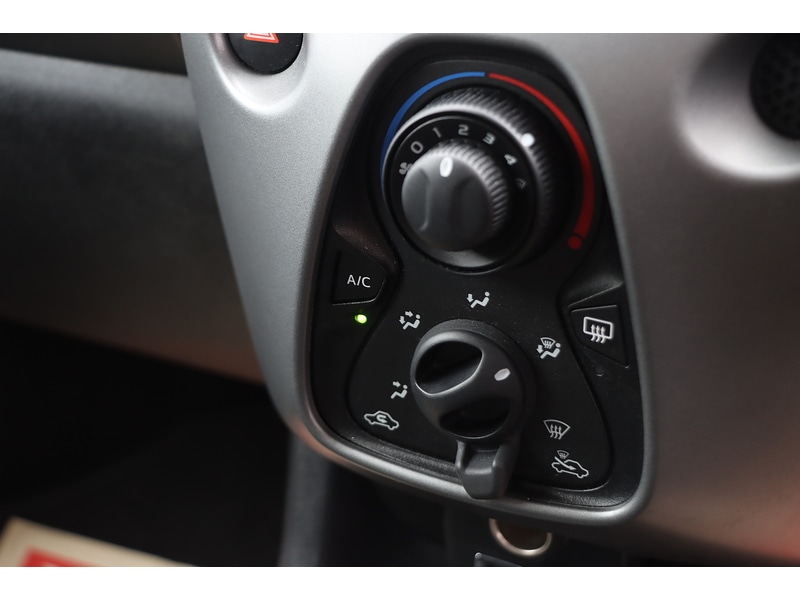 Used Toyota AYGO 2020 for sale - 77159058: Photo 35