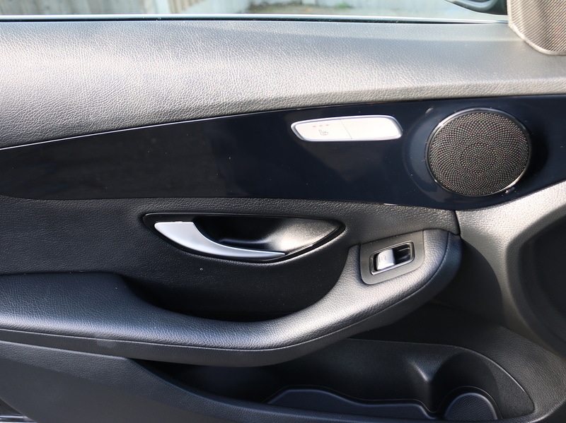 Used Mercedes-Benz C Class 2015 for sale - 76267472: Photo 40