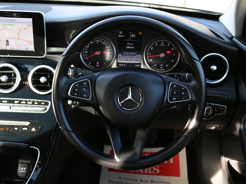 Used Mercedes-Benz C Class 2015 for sale - 76267472: Photo 48