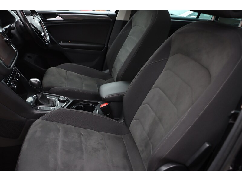 Used Volkswagen Tiguan 2020 for sale - 76791222: Photo 35