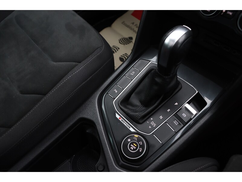 Used Volkswagen Tiguan 2020 for sale - 76791222: Photo 42