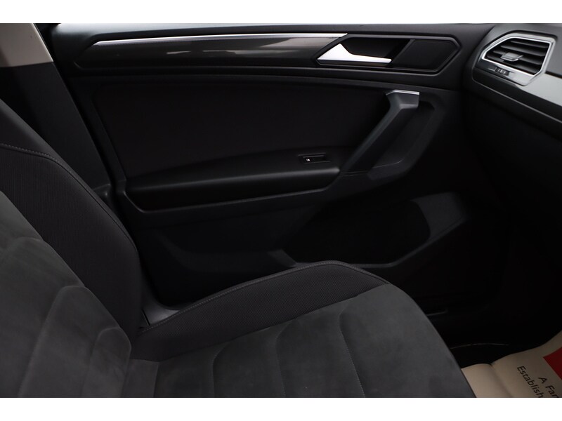 Used Volkswagen Tiguan 2020 for sale - 76791222: Photo 43
