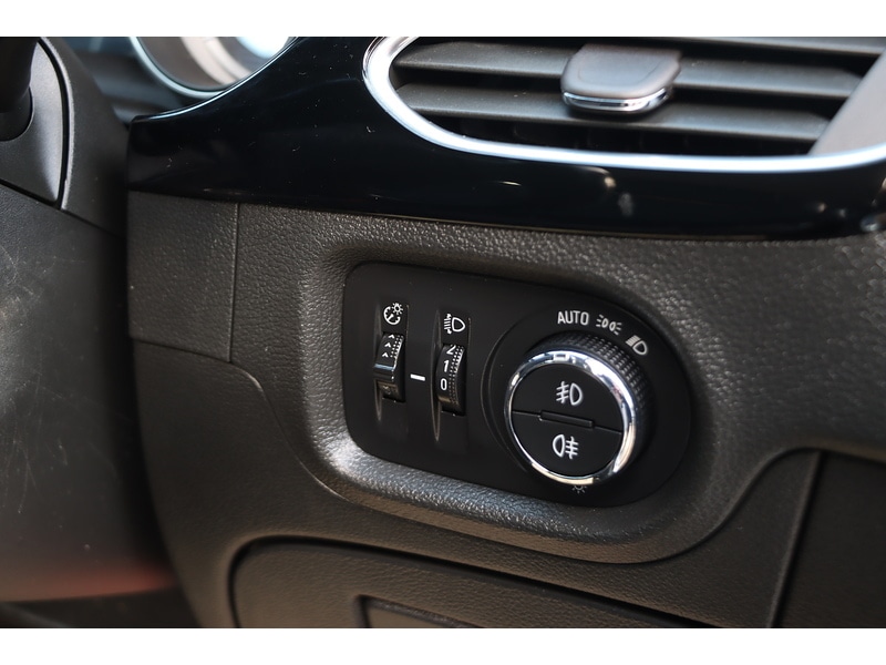 Used Vauxhall Astra 2019 for sale - 77264022: Photo 24