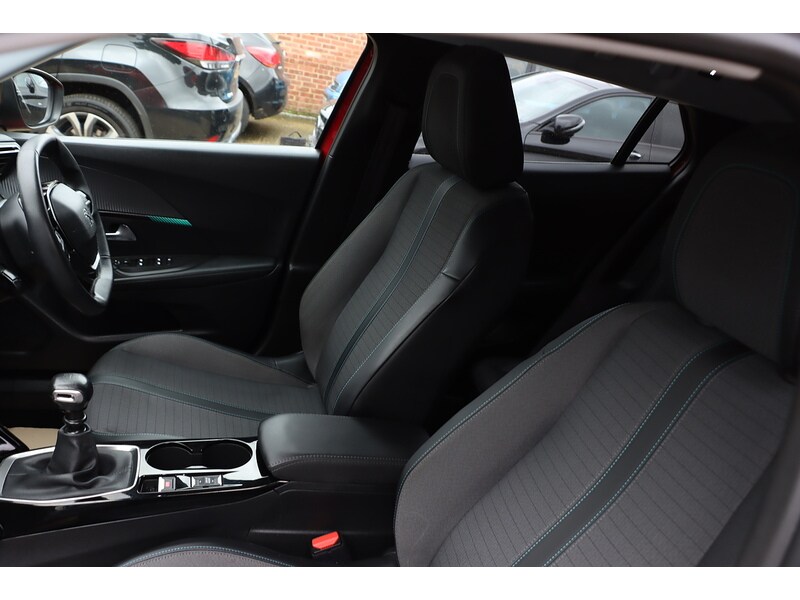 Used Peugeot 2008 2021 for sale - 77282345: Photo 32