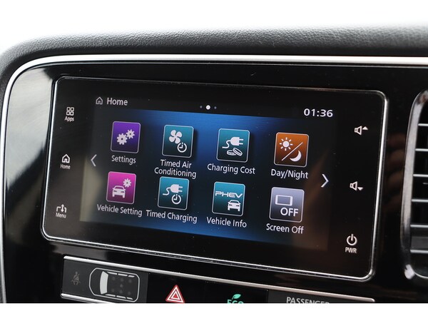 Used Mitsubishi Outlander 2018 for sale - 76113601: Photo 11