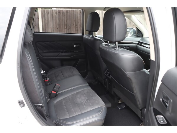 Used Mitsubishi Outlander 2018 for sale - 76113601: Photo 29