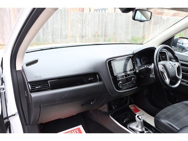 Used Mitsubishi Outlander 2018 for sale - 76113601: Photo 34