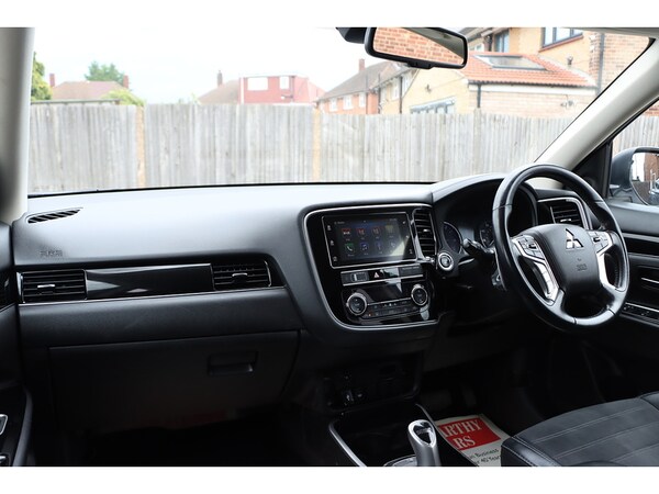 Used Mitsubishi Outlander 2018 for sale - 76113601: Photo 42