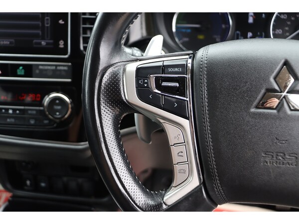Used Mitsubishi Outlander 2018 for sale - 76113601: Photo 48