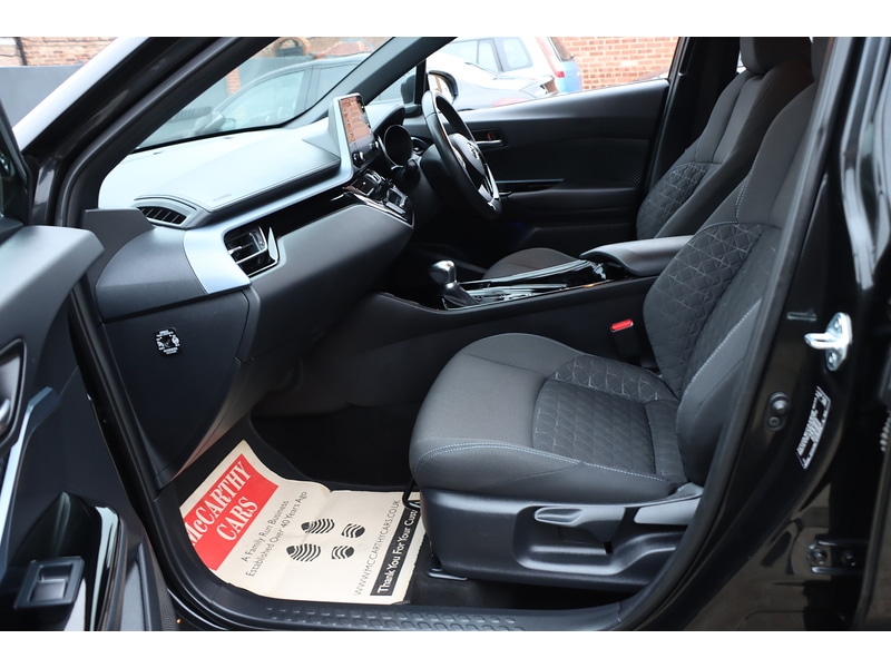 Used Toyota C-HR 2020 for sale - 76918045: Photo 28