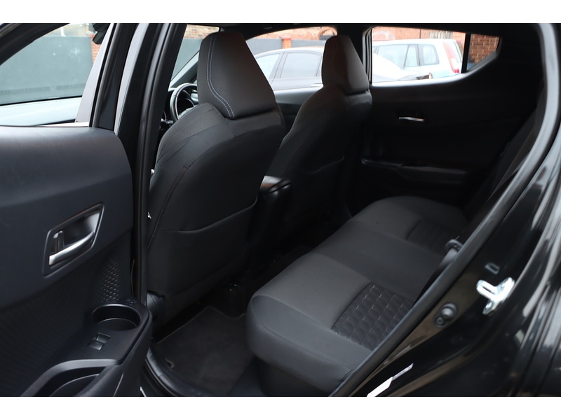 Used Toyota C-HR 2020 for sale - 76918045: Photo 31