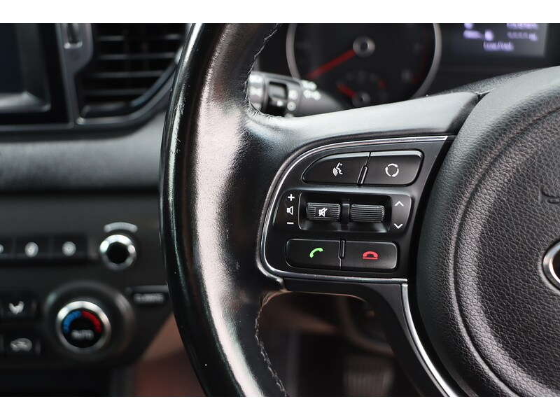 Used Kia Sportage 2017 for sale - 76461160: Photo 45