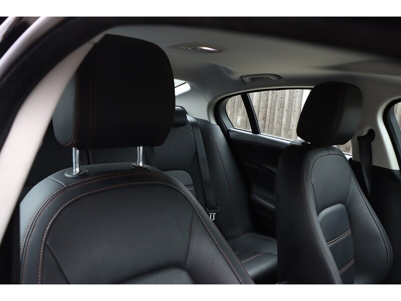 Used Jaguar XE 2017 for sale - 76163706: Photo 22