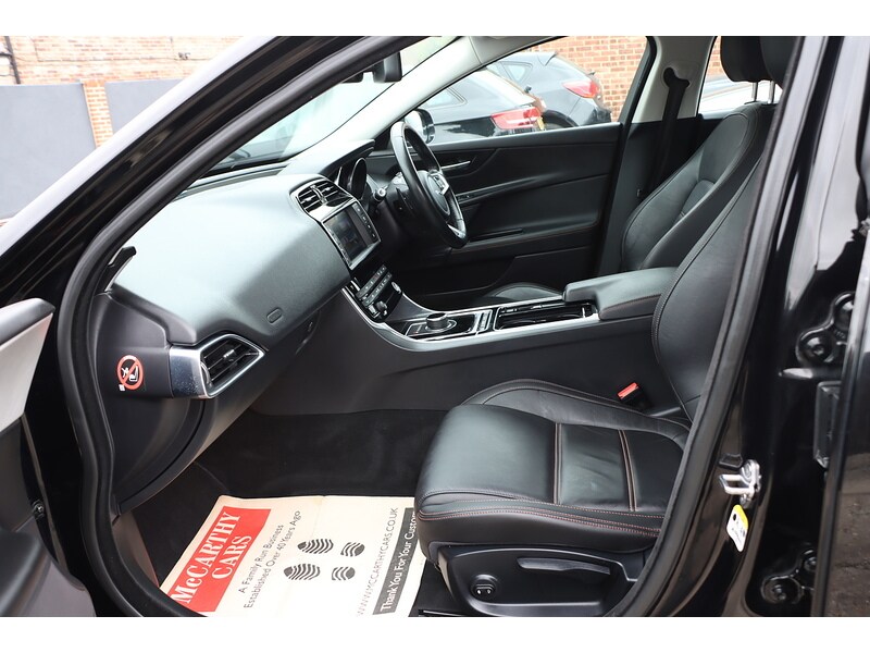 Used Jaguar XE 2017 for sale - 76163706: Photo 31