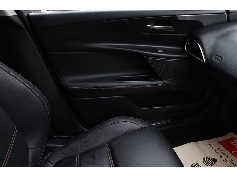 Used Jaguar XE 2017 for sale - 76163706: Photo 38