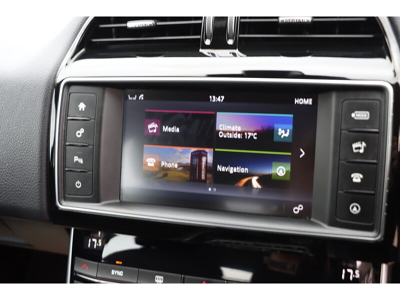 Used Jaguar XE 2017 for sale - 76163706: Photo 45