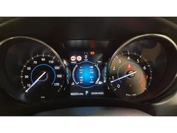 Used Jaguar XE 2017 for sale - 76163706: Photo 7