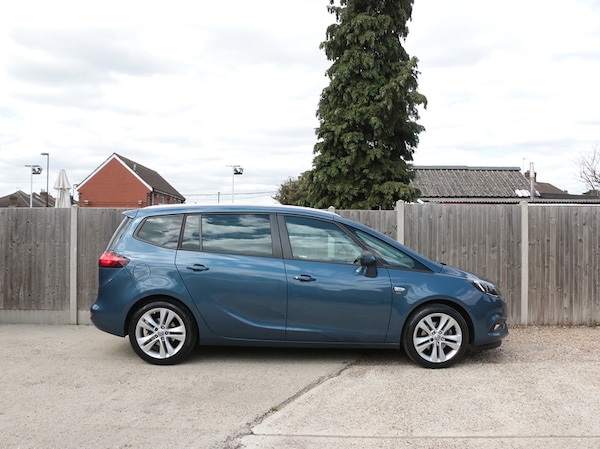 Used Vauxhall Zafira 2017 for sale - 76267476: Photo 15