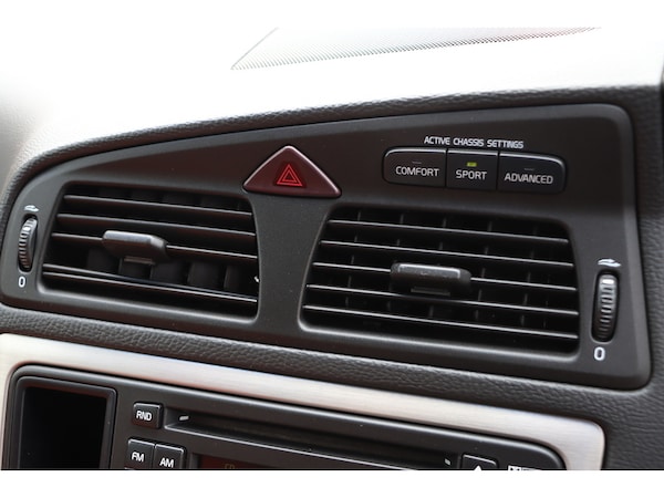 Used Volvo V70 2025 for sale - 76242629: Photo 10