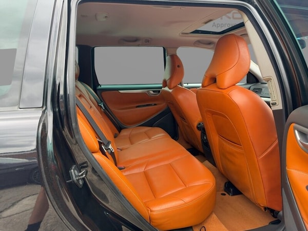Used Volvo V70 2025 for sale - 76242629: Photo 13