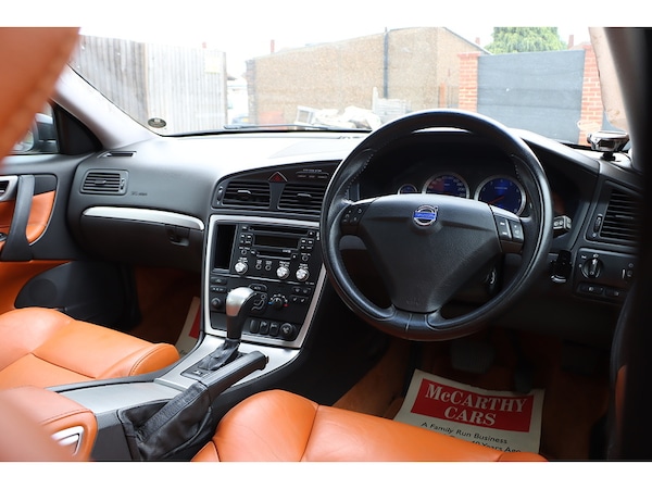 Used Volvo V70 2025 for sale - 76242629: Photo 23