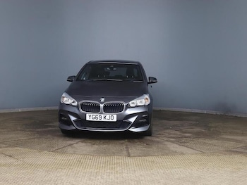 Used BMW 2 Series 2019 for sale - 77895989: Photo
