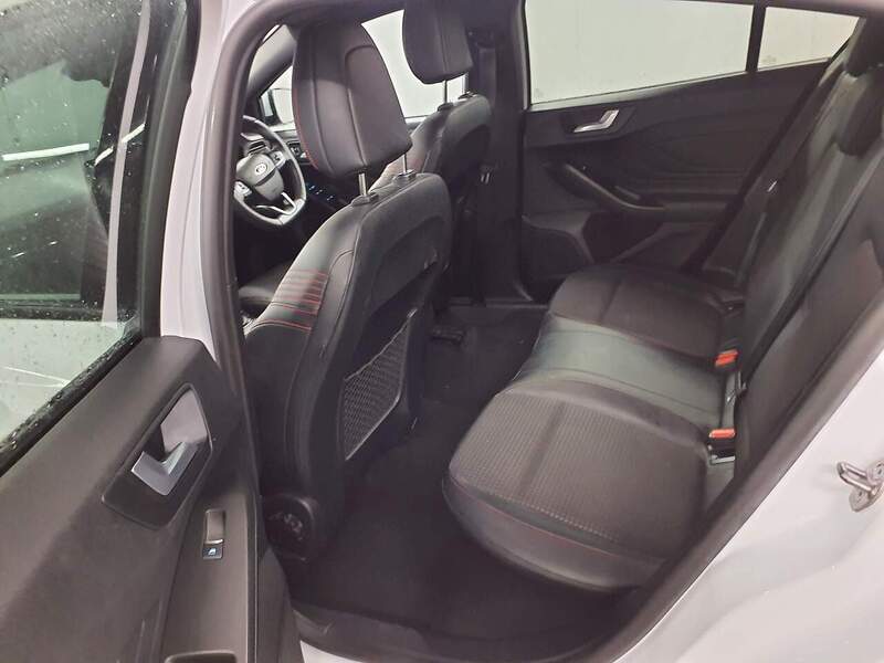 Used Ford Focus 2020 for sale - 76791219: Photo 11