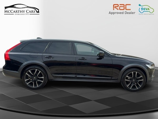 Used Volvo V90 Cross Country 2020 for sale - 74028903: Photo 14