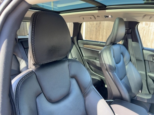 Used Volvo V90 Cross Country 2020 for sale - 74028903: Photo 26