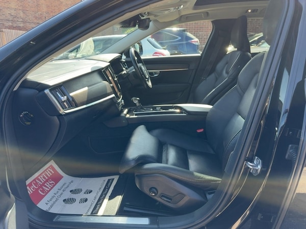 Used Volvo V90 Cross Country 2020 for sale - 74028903: Photo 33