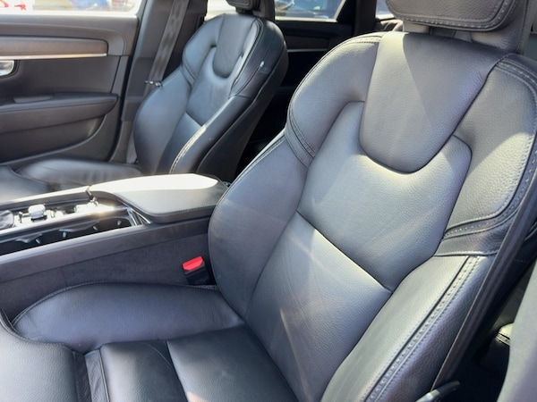 Used Volvo V90 Cross Country 2020 for sale - 74028903: Photo 34