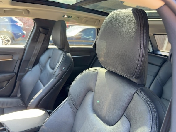 Used Volvo V90 Cross Country 2020 for sale - 74028903: Photo 35