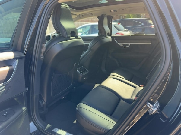 Used Volvo V90 Cross Country 2020 for sale - 74028903: Photo 36