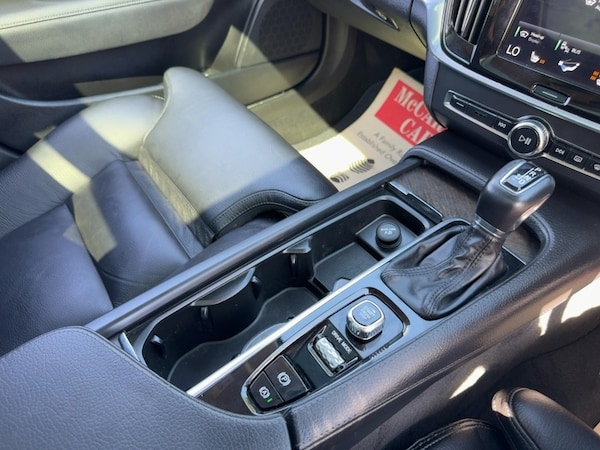Used Volvo V90 Cross Country 2020 for sale - 74028903: Photo 43