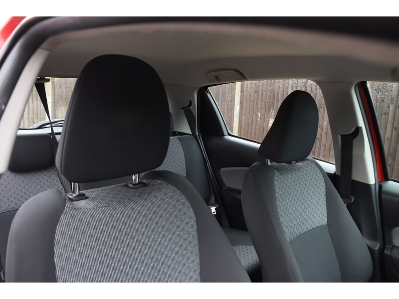 Used Toyota Yaris 2015 for sale - 77452656: Photo 19