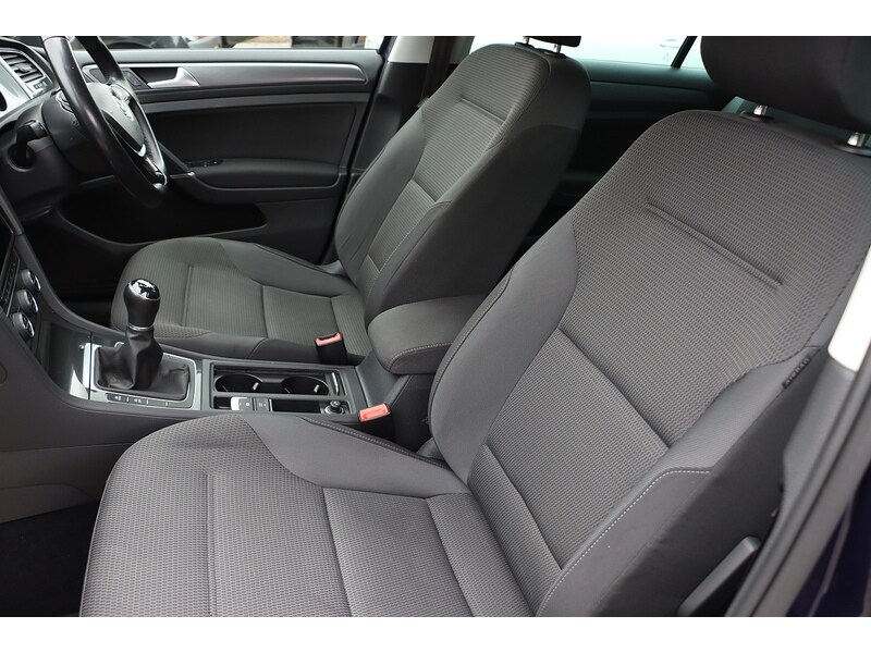 Used Volkswagen Golf 2020 for sale - 76163704: Photo 37