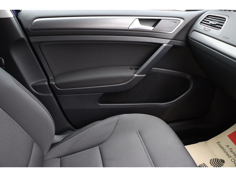 Used Volkswagen Golf 2020 for sale - 76163704: Photo 49