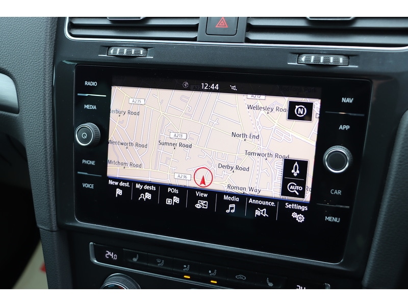 Used Volkswagen Golf 2020 for sale - 76163704: Photo 5