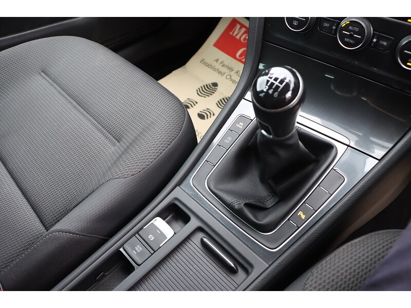 Used Volkswagen Golf 2020 for sale - 76163704: Photo 51