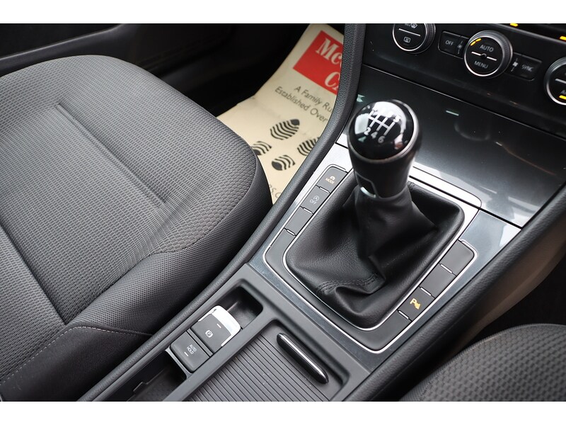 Used Volkswagen Golf 2020 for sale - 76163704: Photo 52