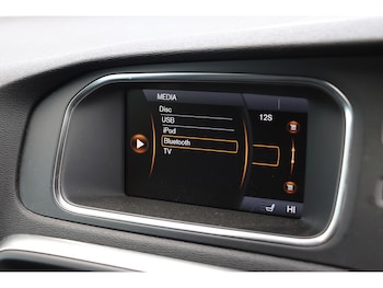 Used Volvo V40 2013 for sale - 78476576: Photo