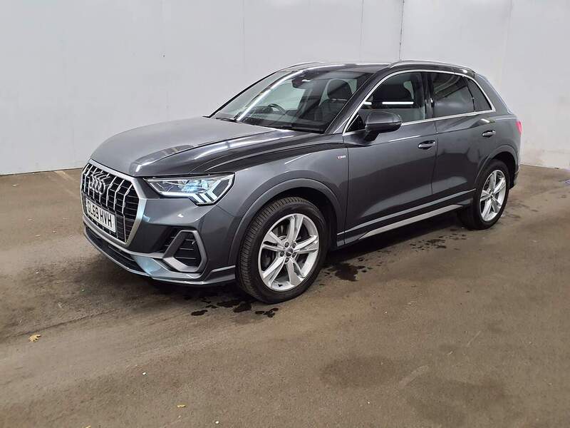 Used Audi Q3 2019 for sale - 76461159: Photo 4