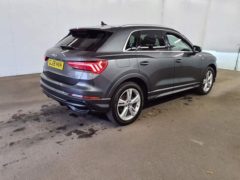 Used Audi Q3 2019 for sale - 76461159: Photo 9