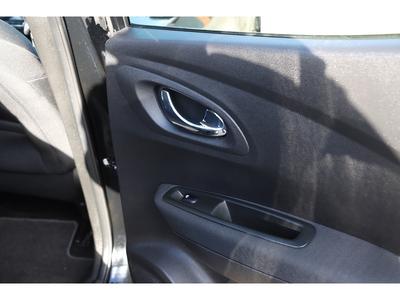 Used Renault Kadjar 2017 for sale - 76040049: Photo 27