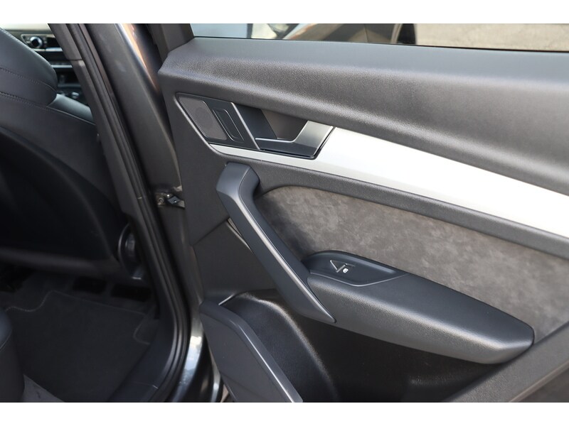 Used Audi Q5 2020 for sale - 76036670: Photo 29