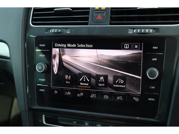 Used Volkswagen Golf 2019 for sale - 75516506: Photo 38