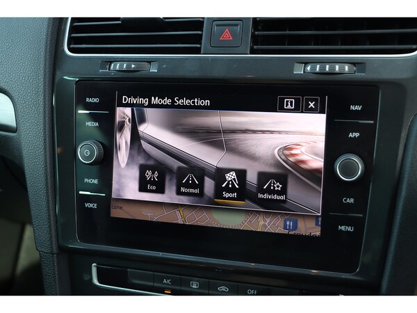 Used Volkswagen Golf 2019 for sale - 75516506: Photo 40