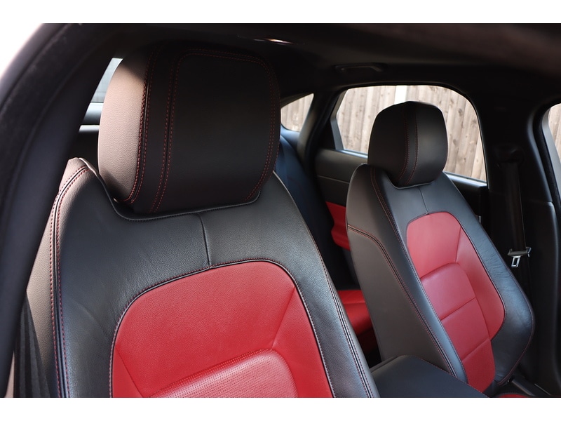 Used Jaguar XF 2018 for sale - 76918048: Photo 10