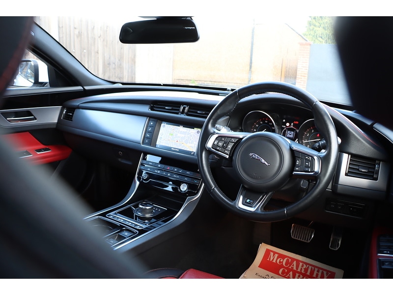 Used Jaguar XF 2018 for sale - 76918048: Photo 15